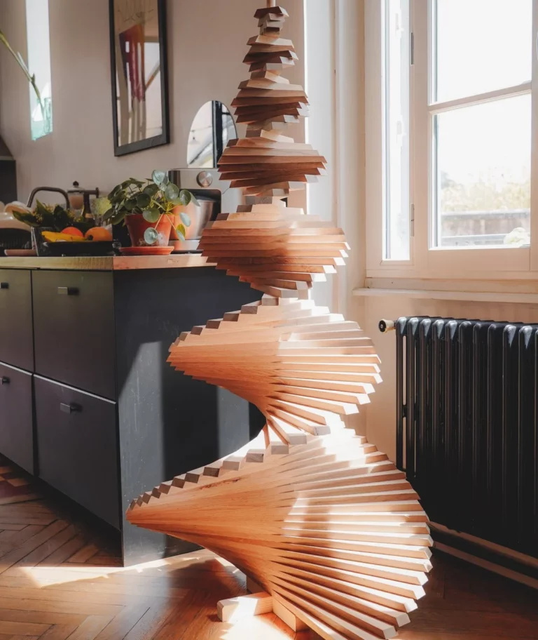 MonSapinWoody_160cm_ambiance_noël_3_1200x1425_11-2025